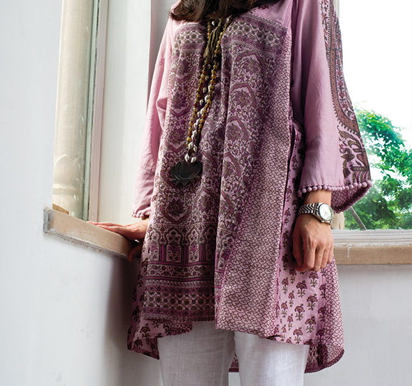 tunic in a mix of silk and cotton; block printed in an ancient mughal design